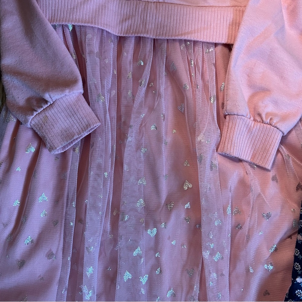 Girl’s Dresses - Picture 2 of 5